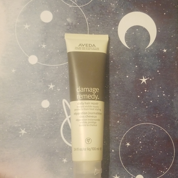 Aveda Damage Remedy Daily Hair Repair - Picture 3 of 5